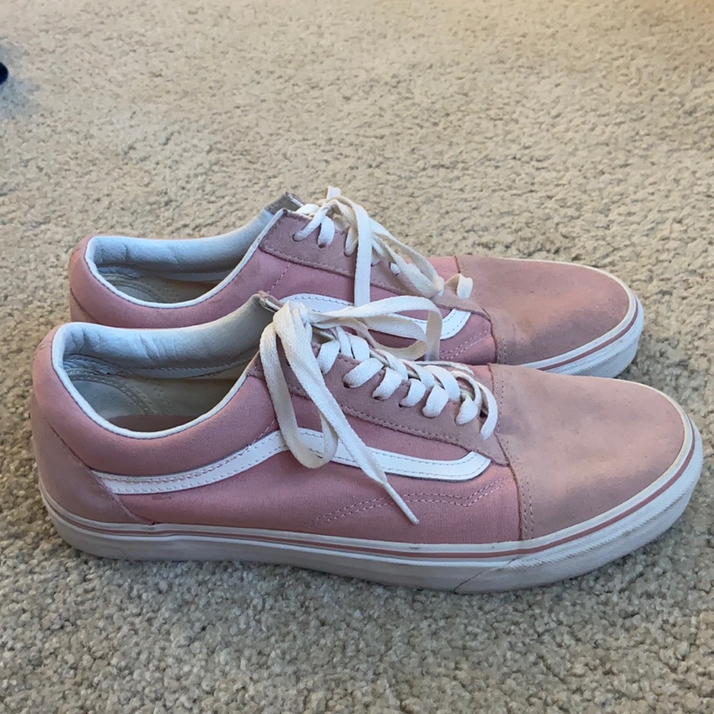 Men’s Pink Vans